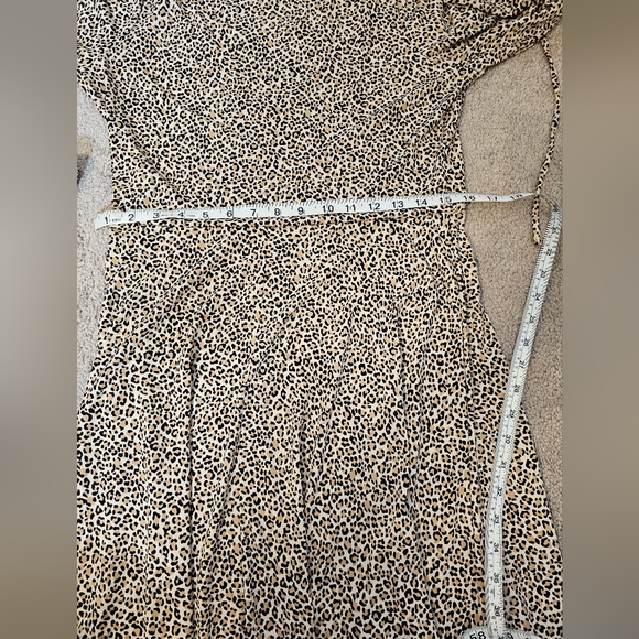 Banana Republic Cheetah Print Casual Polyester Dress Size Small - Picture 6 of 8